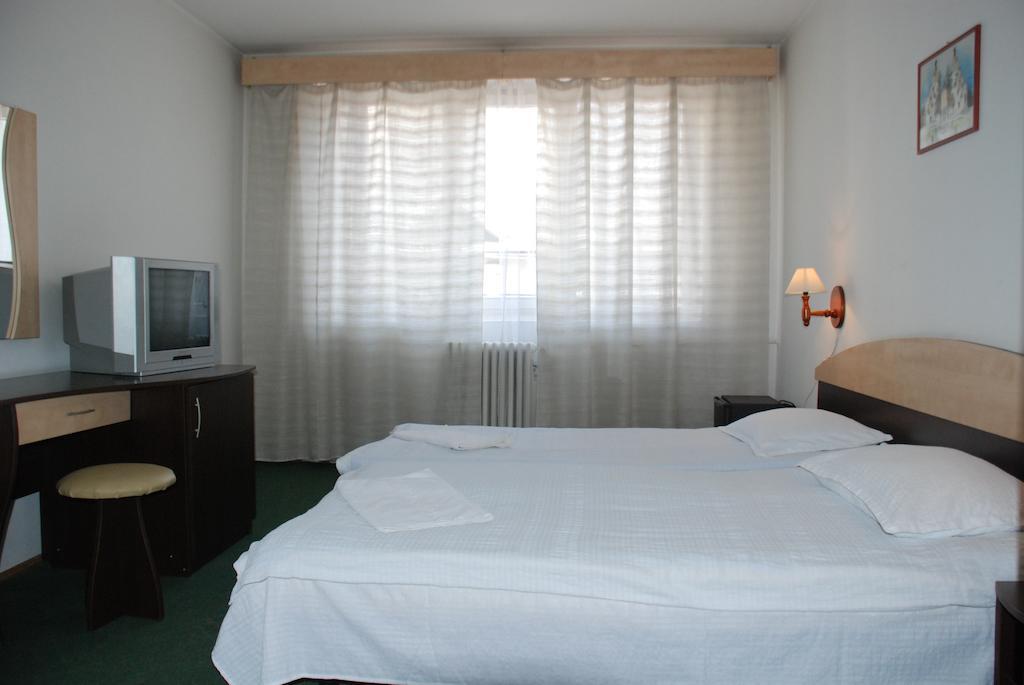 Hotel Merkur Меркуря-Чук Номер фото